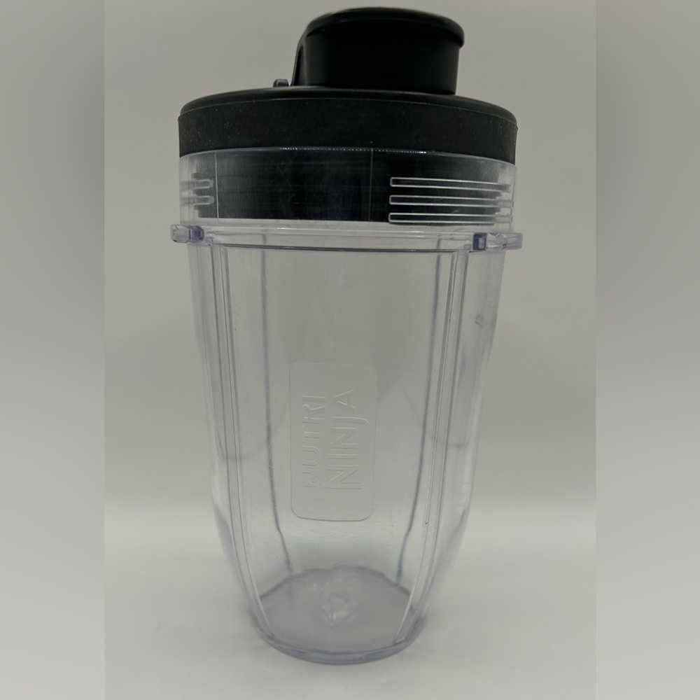 Nutri Ninja 18oz Cup with Sip/Seal Lids for Auto IQ Blender Replacement Clean